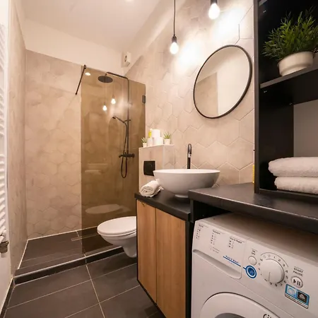 Park Corner Loft Bold Design Ac Comfort * Budapeste